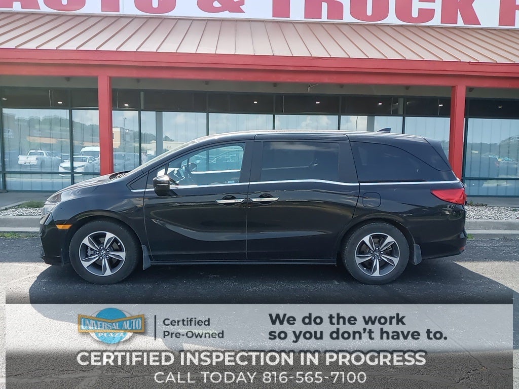 Used 2019 Honda Odyssey Touring with VIN 5FNRL6H88KB076646 for sale in Kansas City